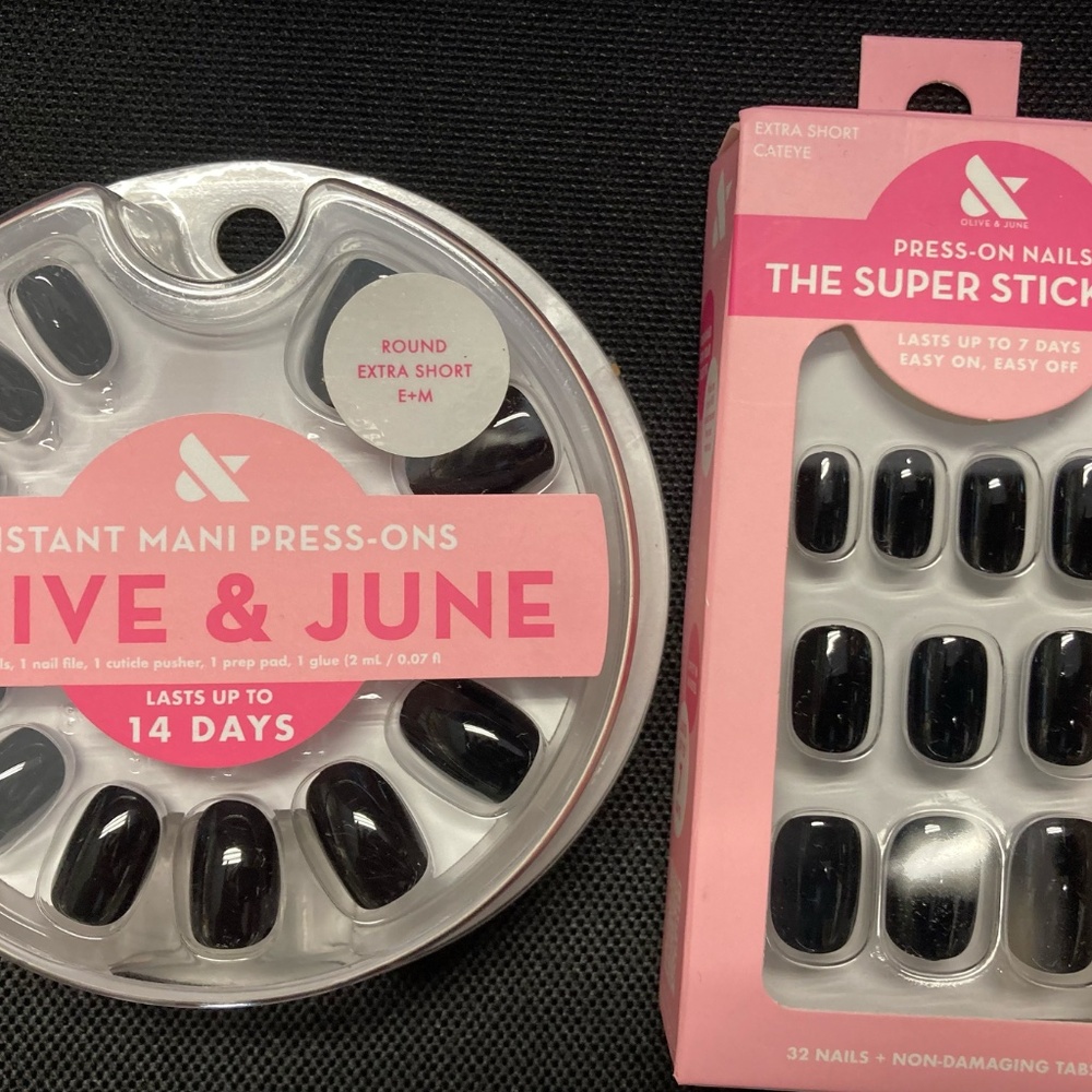 NIB 2-Pack Olive & June Press ons (LIMITED EDITION: E+M and CATEYE)